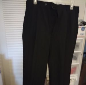 Haggar Black Men Dress Pants w Cuff Button Size 32 x 32